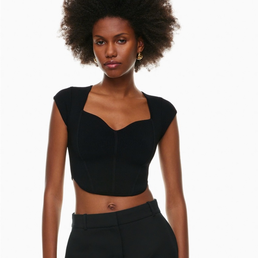 Aritzia Black Fitted Cap Sleeve top